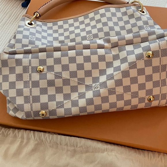 Louis Vuitton Artsy MM - Picture 2 of 9